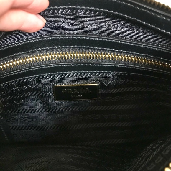 !SOLD Prada double zip nylon and leather crossbody - Picture 5 of 8